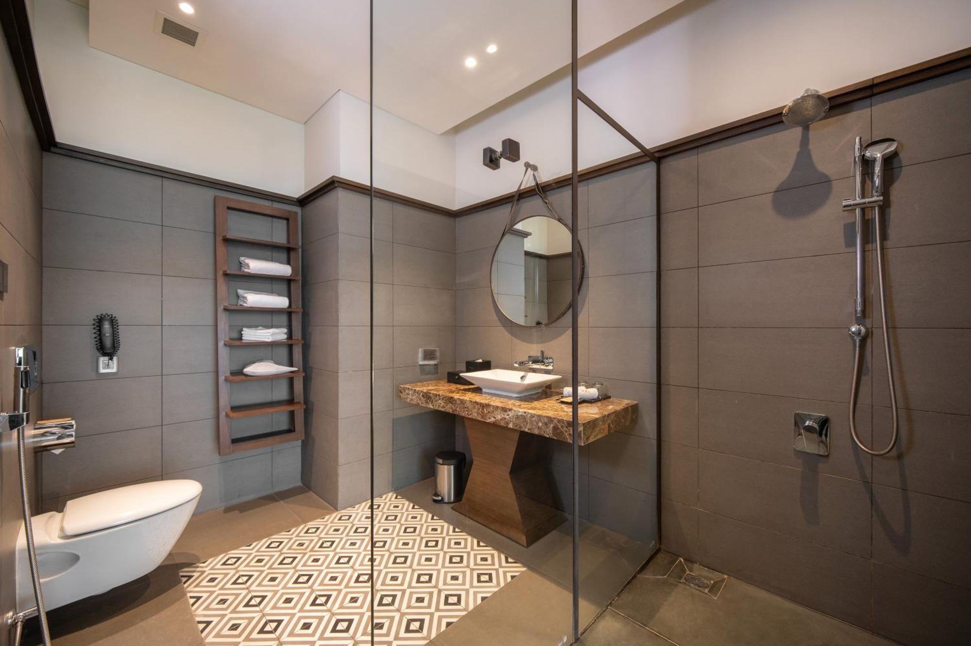 Senna Hue Hotel Exteriér fotografie Bathroom